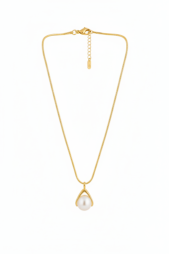 Golden Chic Pearl Pendant Necklace