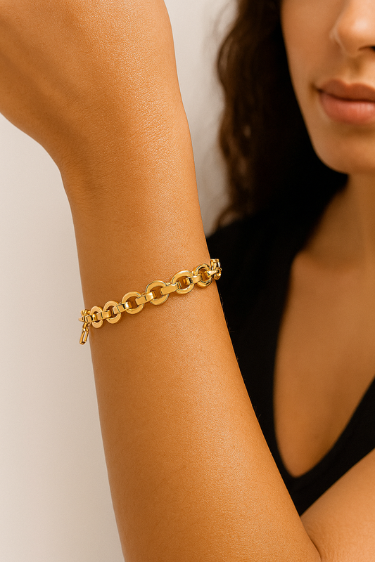 Golden Essential Bracelet