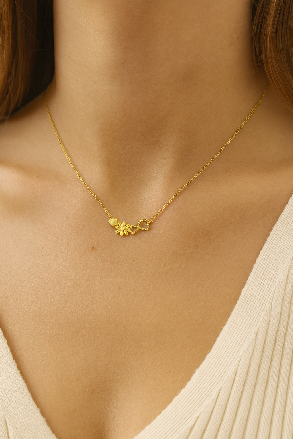 Delicate Daisy Gold Necklace