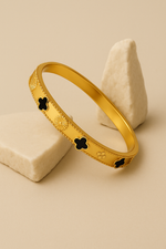 Noir Clover Gold Bracelet